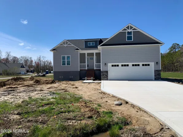 201 N Tamassee Lane, Beaufort, NC 28516