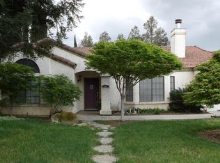 245 N Oak Dr, Reedley, CA 93654