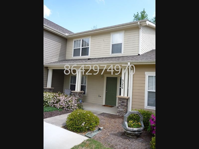 2nd image of 326 Shallow Dr