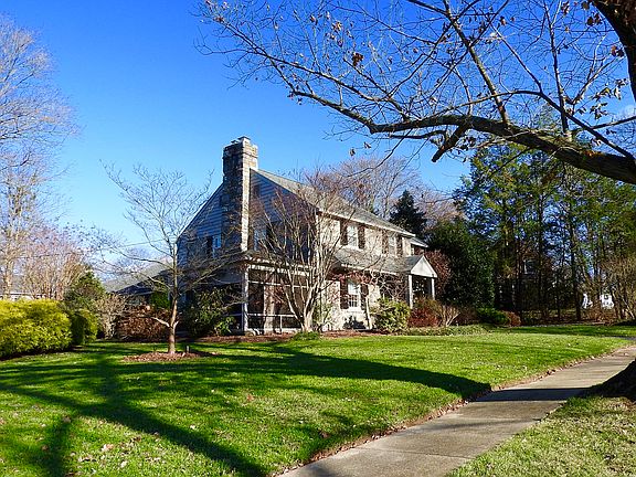 Extensive landscaped yard