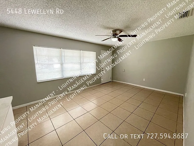 5448 Lewellyn Rd — Photo 4