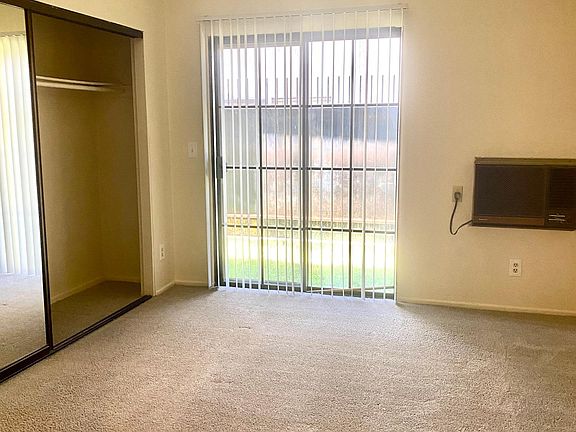 4th image of 7343 Balboa Blvd APT 102