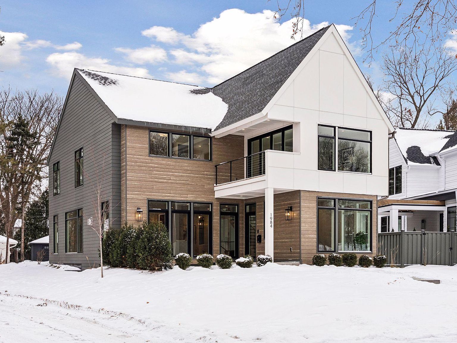 1984 Kenwood Pkwy, Minneapolis, MN 55405 | Zillow