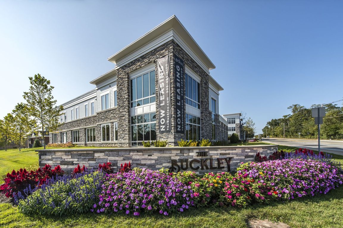 Front Entrance View