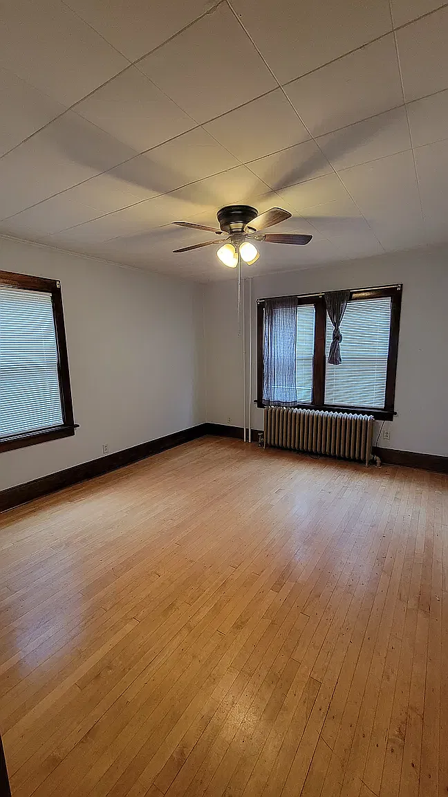 1 bed, 800 sqft, $1,150 — Photo 1