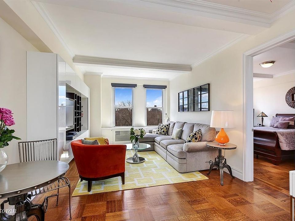 1st image of 225 Central Park N #1004