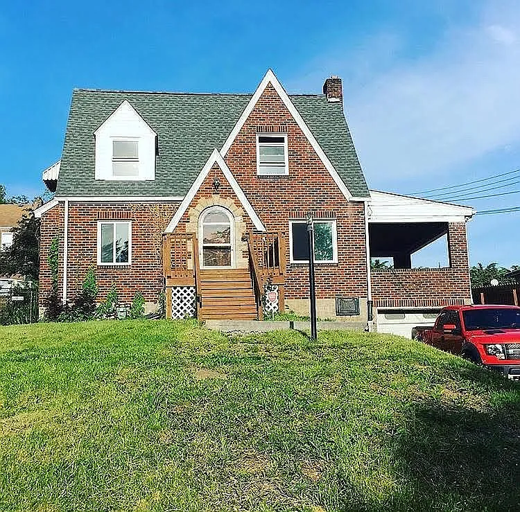 3318 Cambria St photo 1