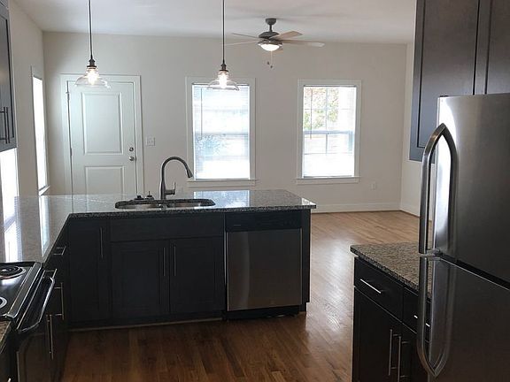 5th image of 313 W 14th St Unit A