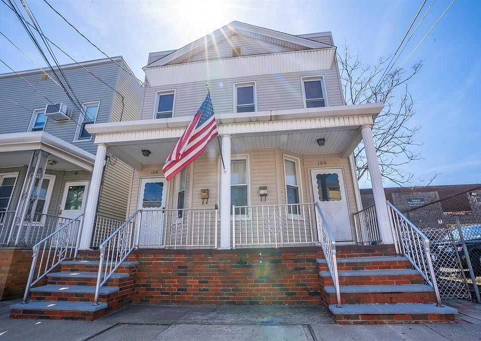 1st image of 100 W 12th St