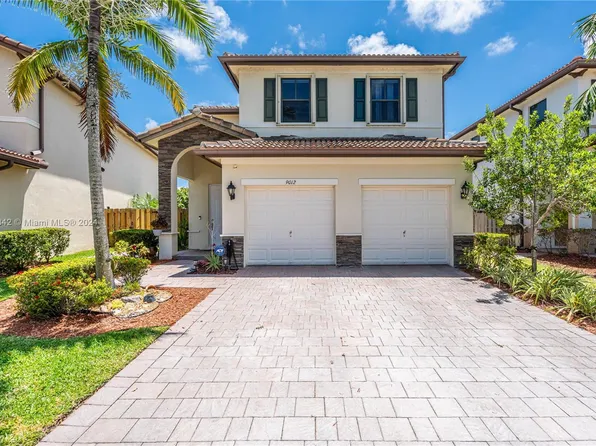 9012 SW 227th Ln, Cutler Bay, FL 33190