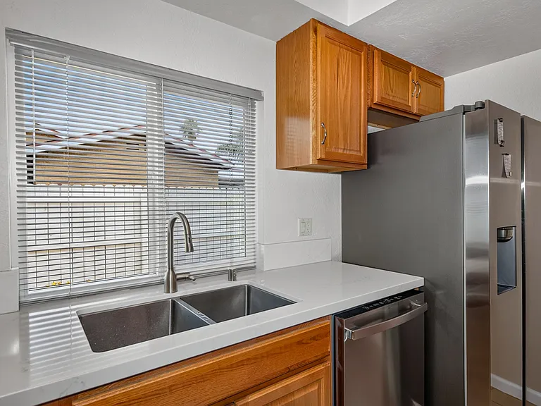 1792 N Ann St — Photo 14