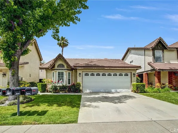 19663 Bruces Pl, Santa Clarita, CA 91351