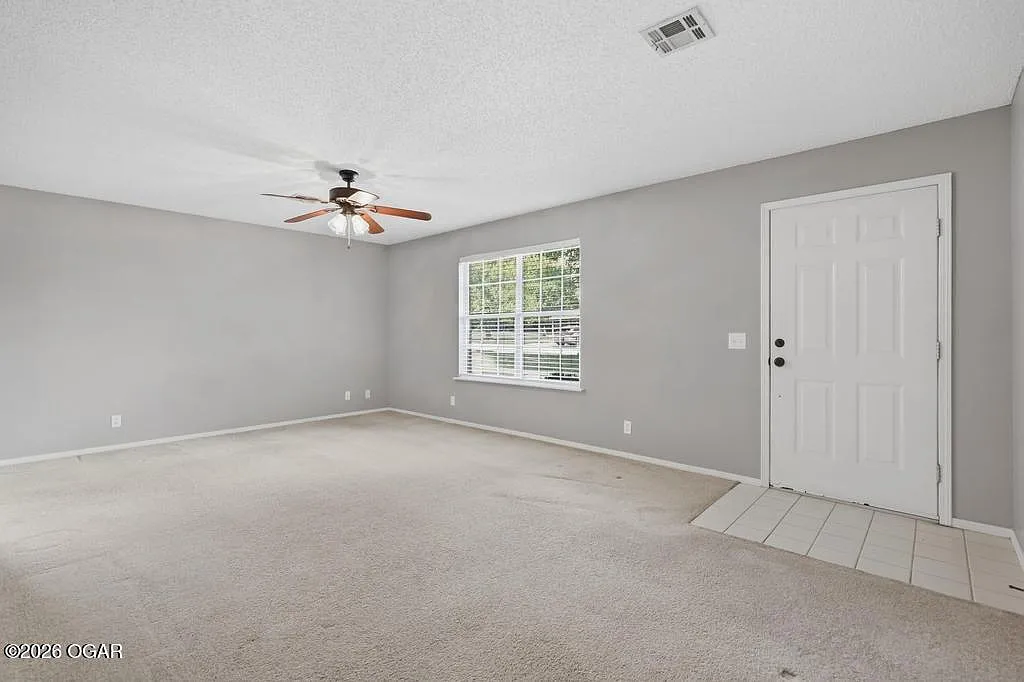 2 bed, 2.0 bath, 1241 sqft, $1,250 — Photo 3