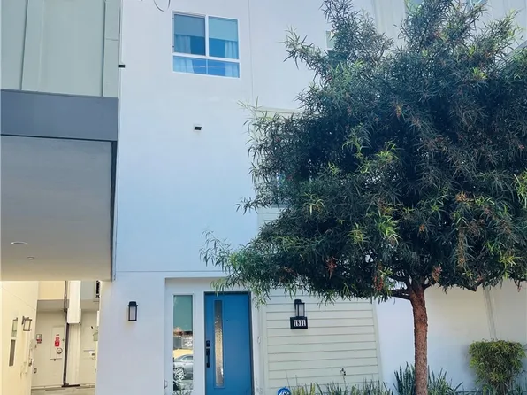 1811 S Mesa St, San Pedro, CA 90731