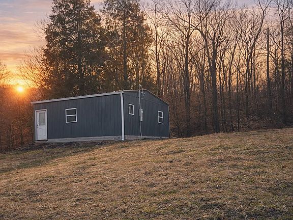 2nd image of 7236 Triplett Rd