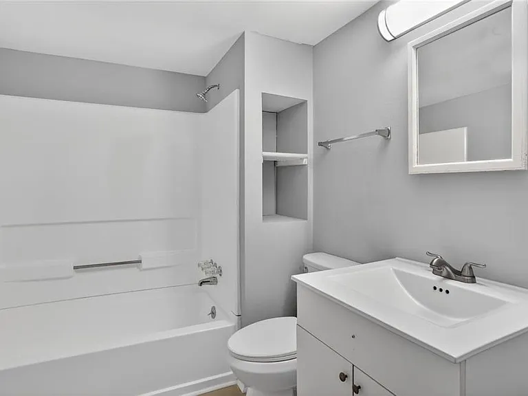 2728 Winburn Ter — Photo 13