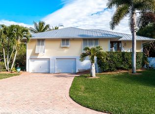 940 Whelk Dr, Sanibel, FL 33957