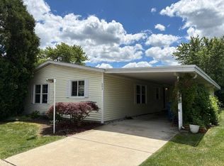 593 Mallard St, Rochester Hills, MI 48309