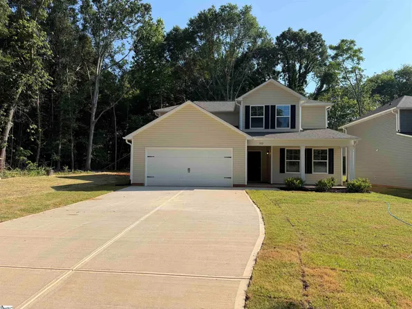 102 Huff Dr, Greenville, SC 29611