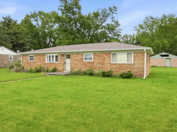522 S Massachusetts Ave, Matthews, IN 46957