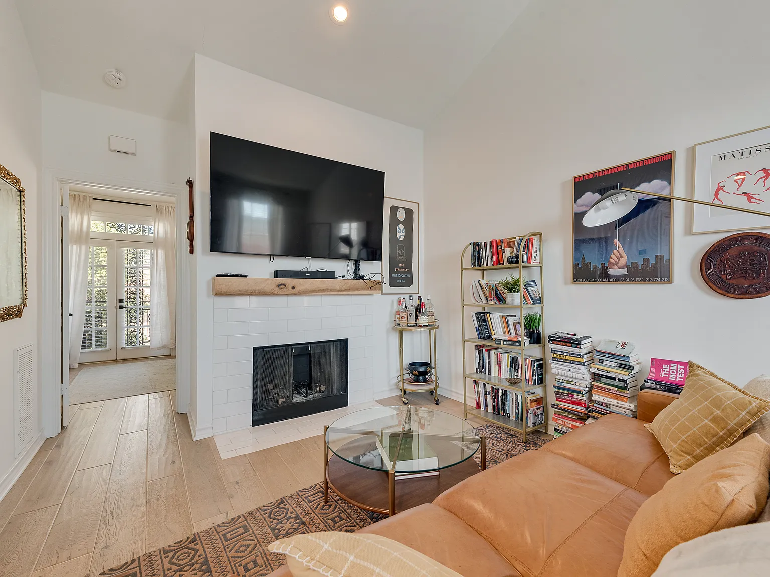 1 bed, 574 sqft, $1,450 — Photo 2