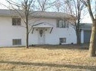 309 Circle Dr, Manilla, IA 51454