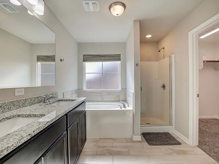 3031 Dade Loop — Photo 17