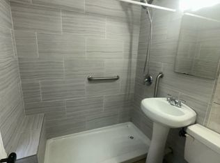 18 Fairbanks St #2, Worcester, MA 01610