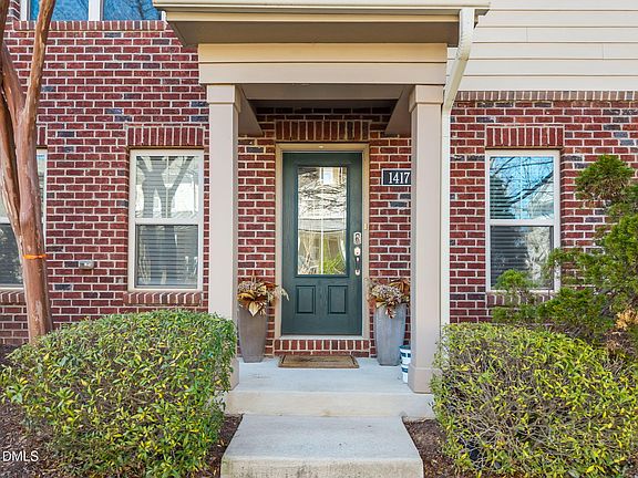 4th image of 1417 Crafton Way