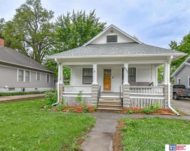 825 S 34th St, Lincoln, NE, 68510