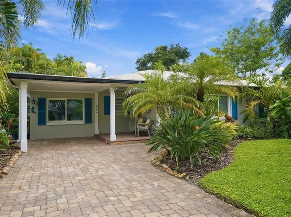 2174 BOUGAINVILLEA STREET, SARASOTA, FL 34239