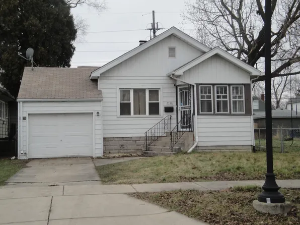 7528 Monroe Ave, Hammond, IN 46324
