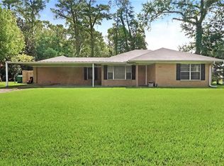 225 Rio Hondo St, Sulphur, LA 70663