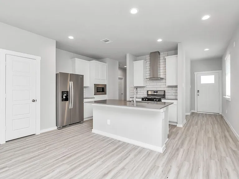 3020 Gunnersbury Dr — Photo 7