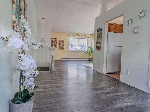 5th image of 7141 Weimer Rd APT 10