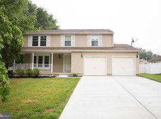6 Brighton Dr, Marlton, NJ 08053