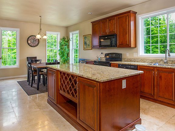 4th image of 355 Peaceful Garden Cemetery Rd