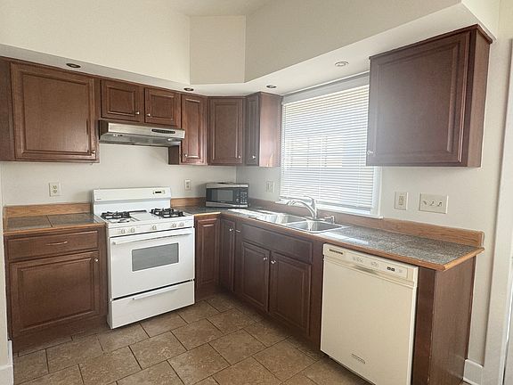 2nd image of 3321 Central Ave