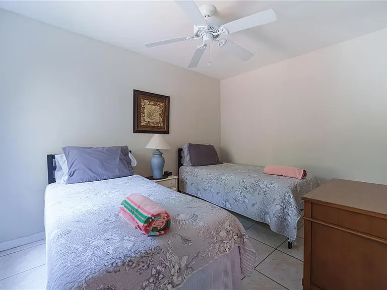 5685 Ashton Lake Dr — Photo 23
