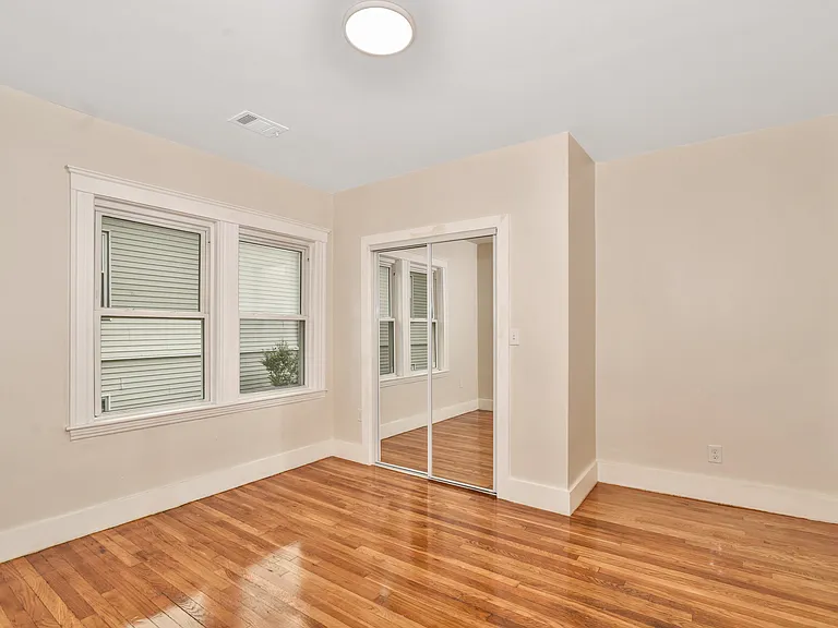 30-32 Westmore Rd #2 — Photo 25