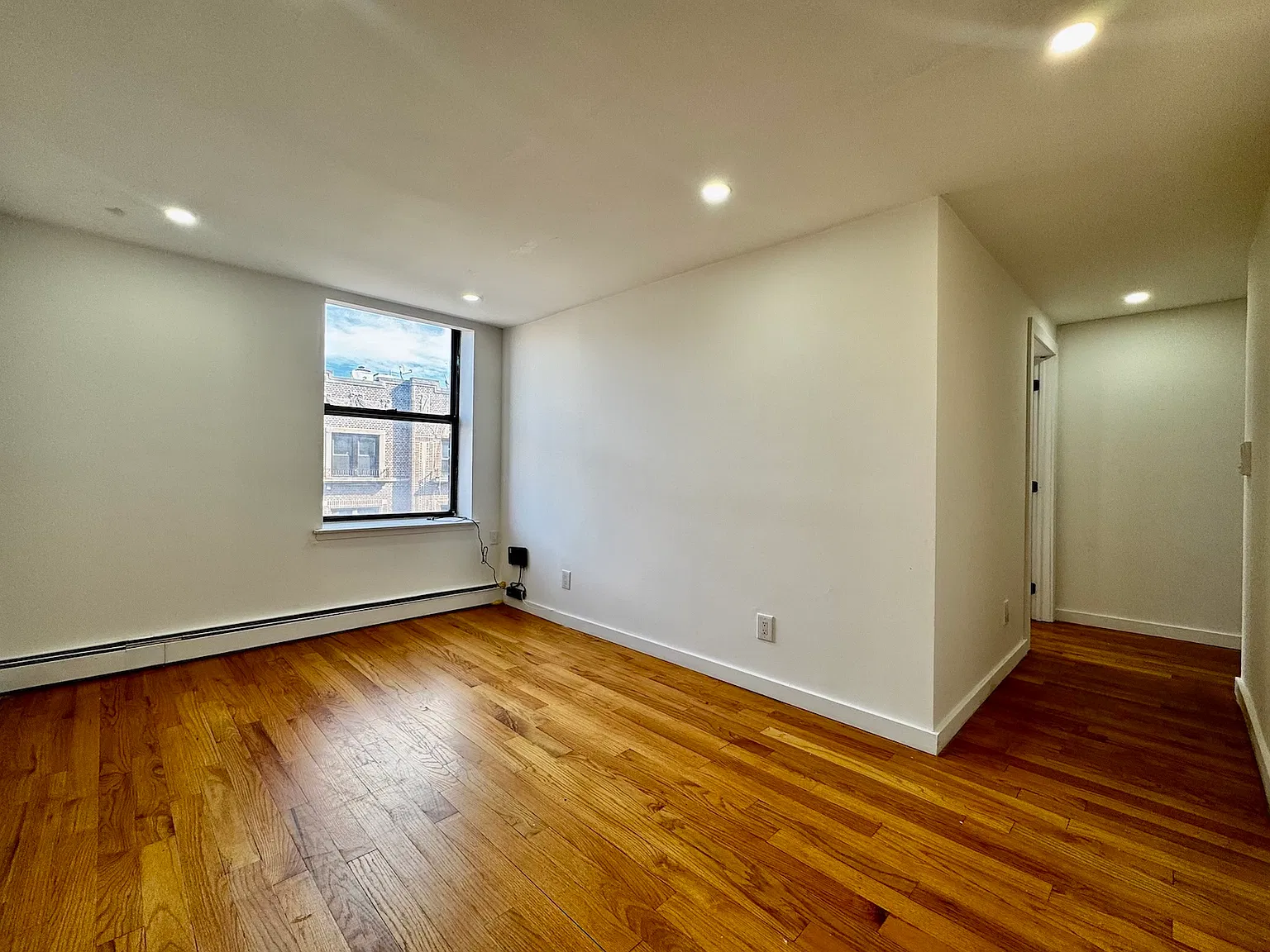 90 East 18th Street — Photo 2