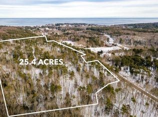 328 Clay Hill Rd, Cape Neddick, ME 03902