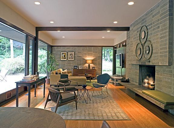 4th image of 8 Orchard Brook Dr