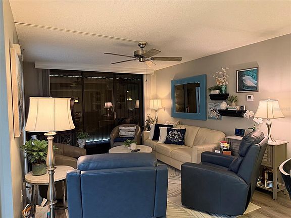 4th image of 21405 Olean Blvd APT 521