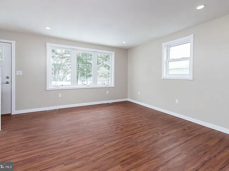 700 Price Ave — Photo 15