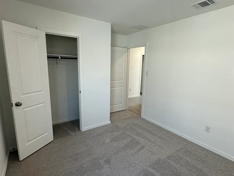 1417 White Willow — Photo 14