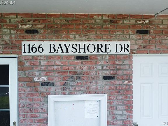 3rd image of 1166 Bayshore Dr Unit 105