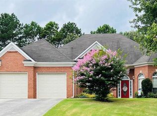 1566 Ember Oaks Cir, Powder Springs, GA 30127