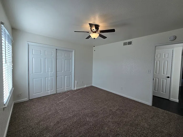 3012 E Los Altos Ave — Photo 20