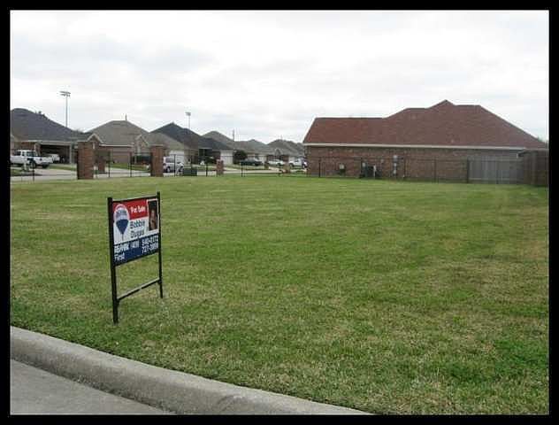 1st image of 6801 Fairway Ct